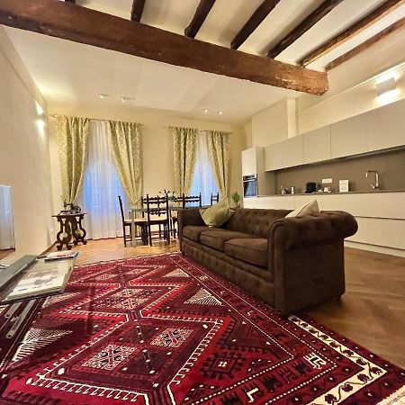 Lovely 2 Bedroom Apartment Nearby Piazza Maggiore Болонья Екстер'єр фото